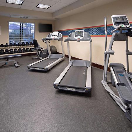 Hampton Inn Visalia Zewnętrze zdjęcie