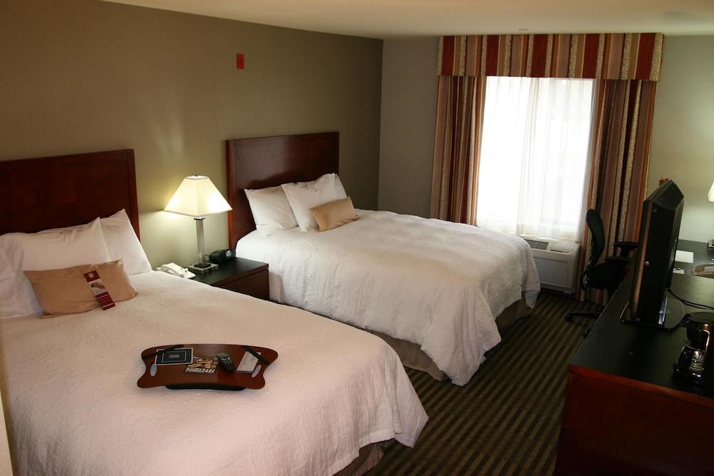 Hampton Inn Visalia Zewnętrze zdjęcie