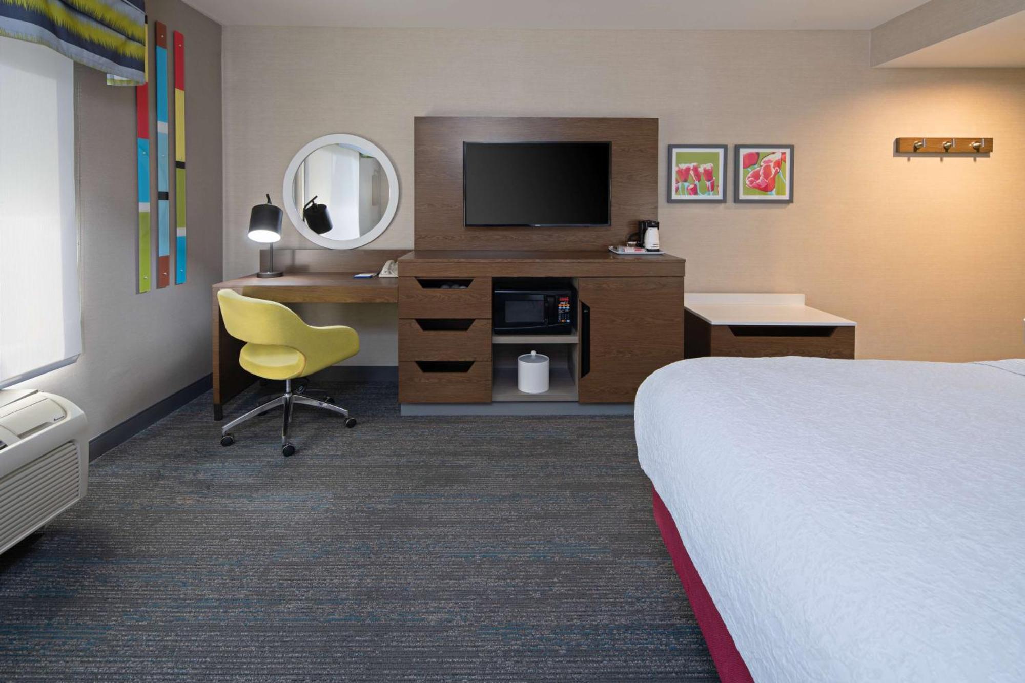 Hampton Inn Visalia Zewnętrze zdjęcie