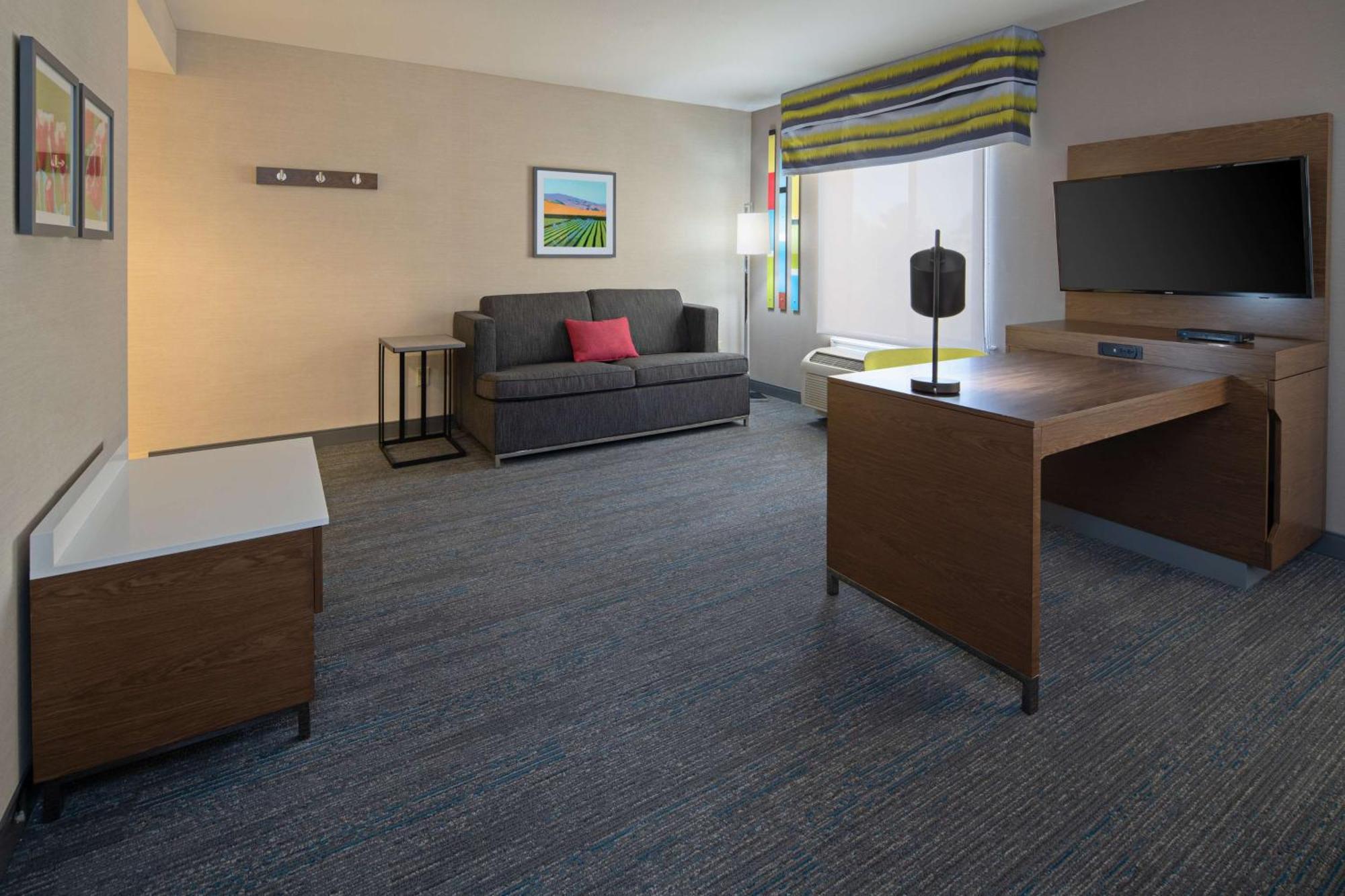 Hampton Inn Visalia Zewnętrze zdjęcie